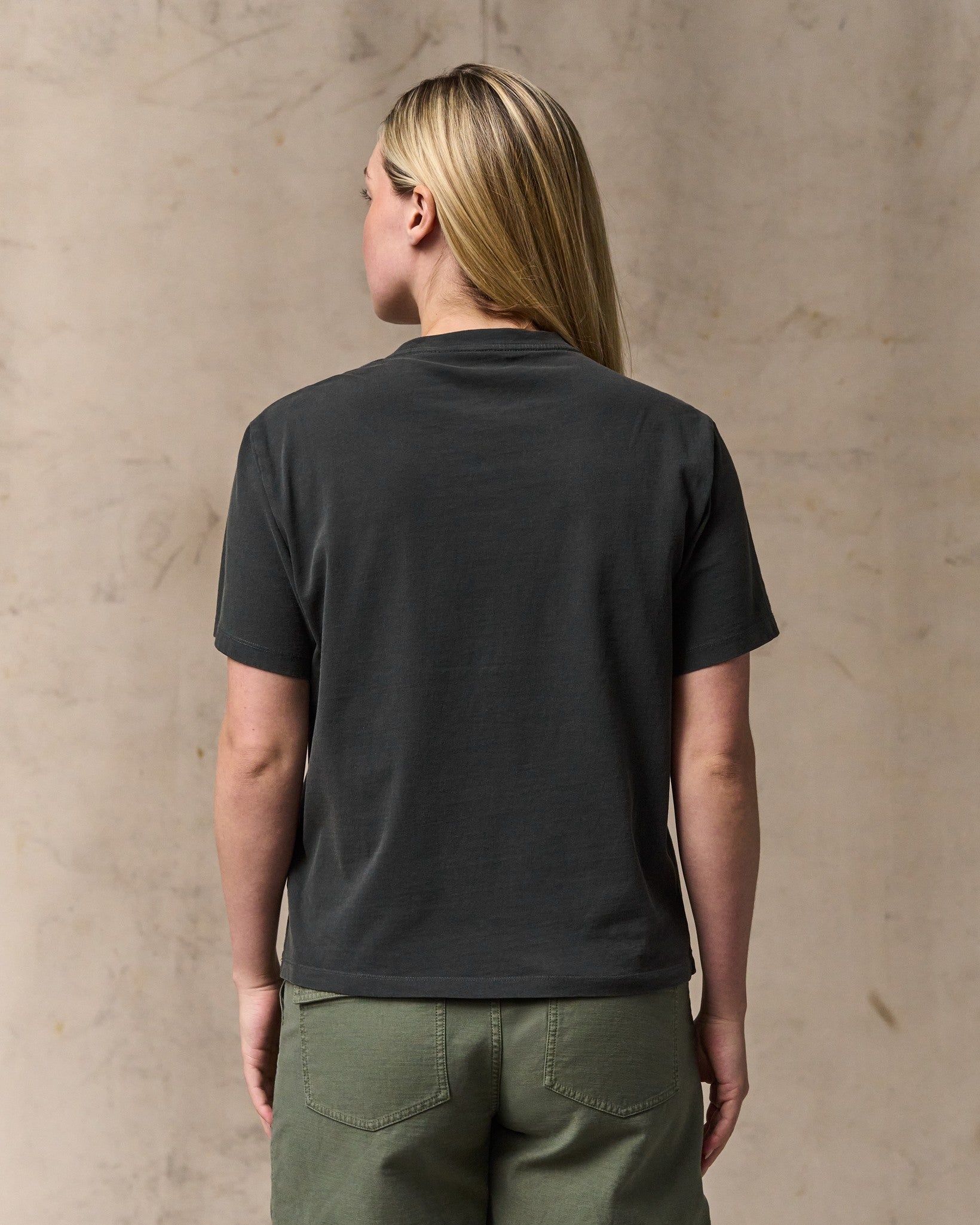 Women's Short Sleeve Pocket Tee - Faded Black