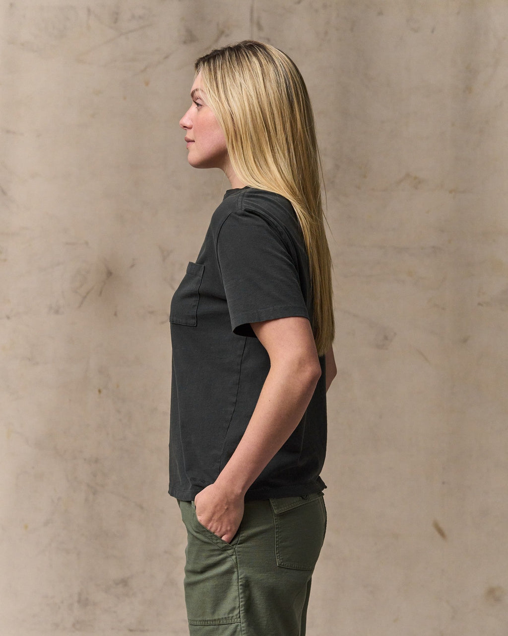 Women's Short Sleeve Pocket Tee - Faded Black