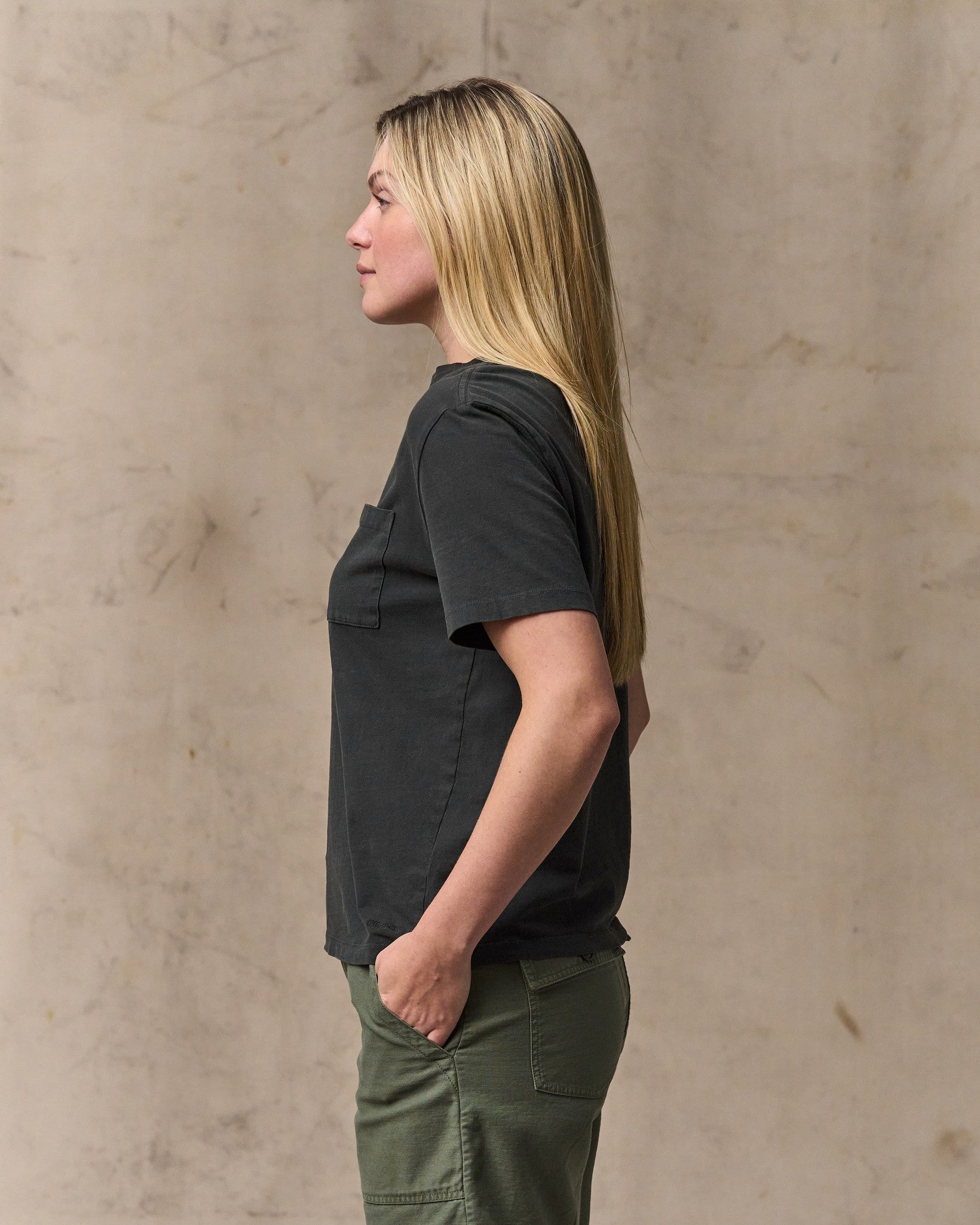 Women's Short Sleeve Pocket Tee - Faded Black