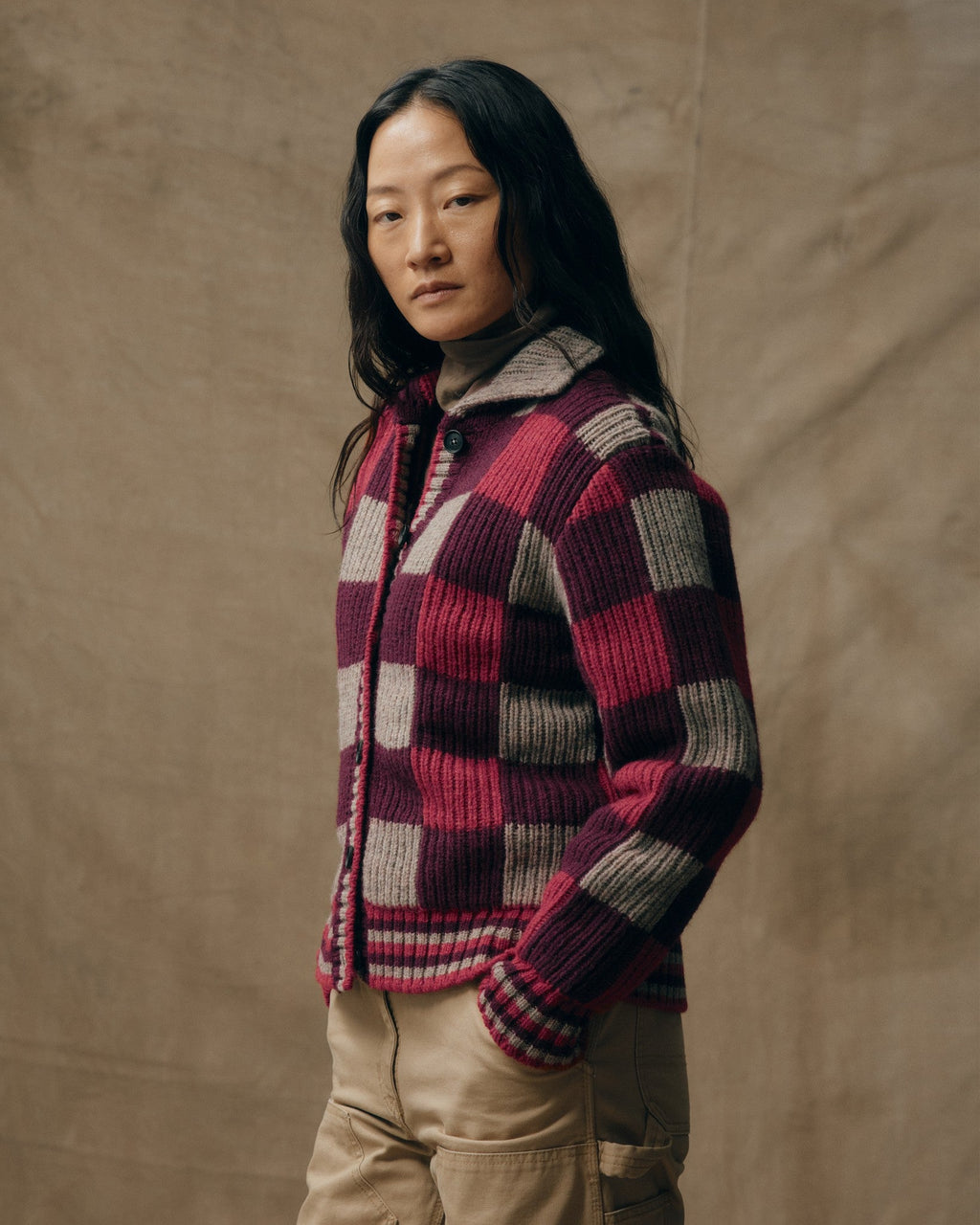 Women's Checkered Wool Cardigan - Burgundy / Gray Check